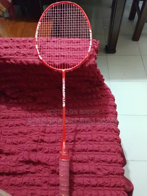 ব্যাডমিন্টন র‍্যাকেট