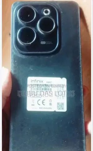 ইনফিনিক্স হট ৪০ প্রো ২৫৬ জিবি নীল