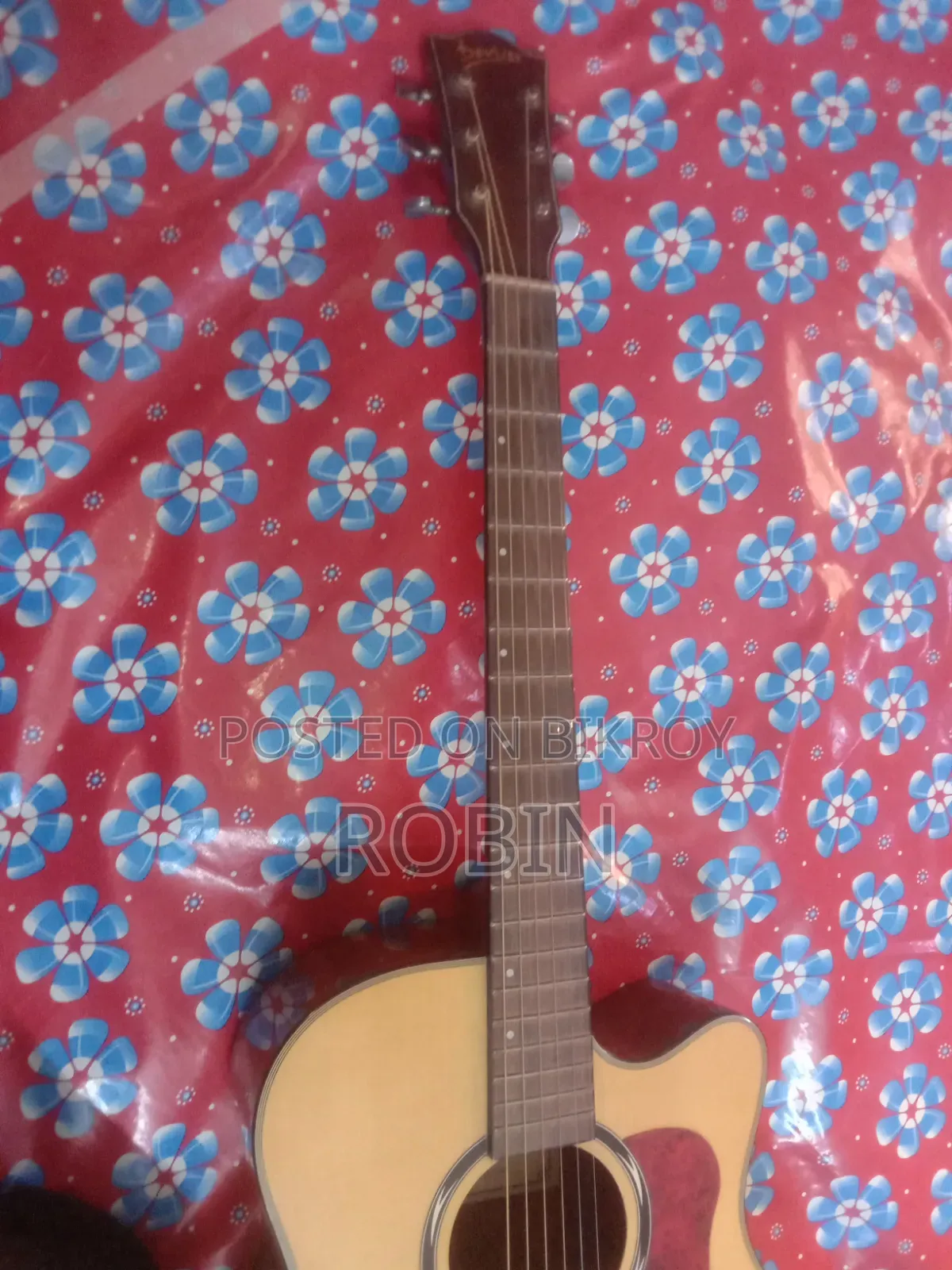 গিটান বিক্রয়ের জন্য