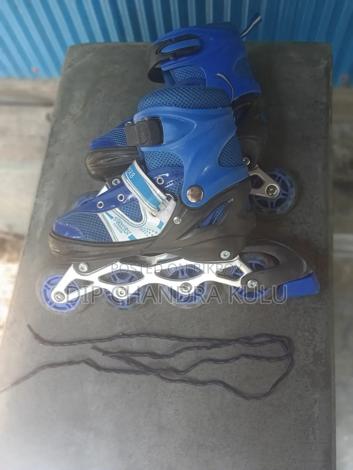 Roller skates. Very smooth. Easy to ride.