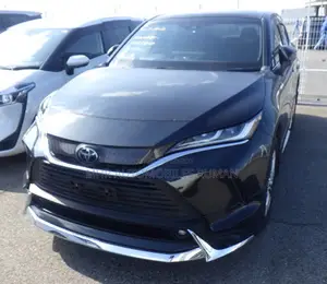 Toyota Harrier 2.0 2021 Black