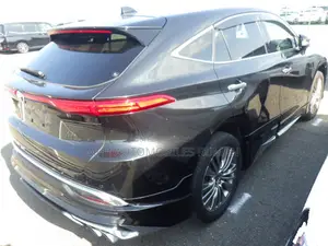 Toyota Harrier 2.0 2021 Black