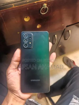 স্যামসাং গ্যালাক্সি এ৭২ ১২৮ জিবি ব্ল্যাক