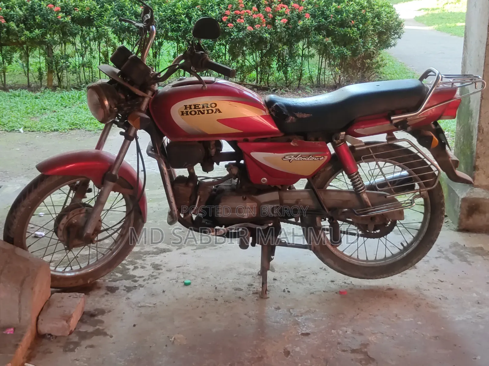 হিরো স্প্লেন্ডার প্লাস ২০০৮ লাল