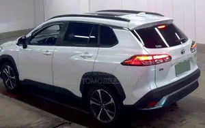 Toyota Corolla Cross 1.8 Hybrid AWD 2022 Pearl