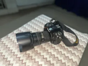 নিকন ডি৭৫০ ফুল ফ্রেম ক্যামেরা