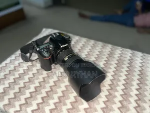 নিকন ডি৭৫০ ফুল ফ্রেম ক্যামেরা