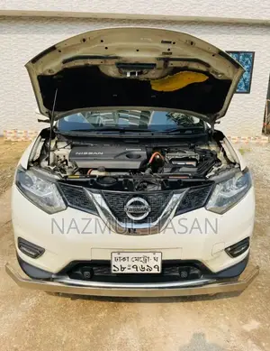 Nissan X-Trail 2.0 Hybrid Front-Wheel Drive 2015 Pearl
