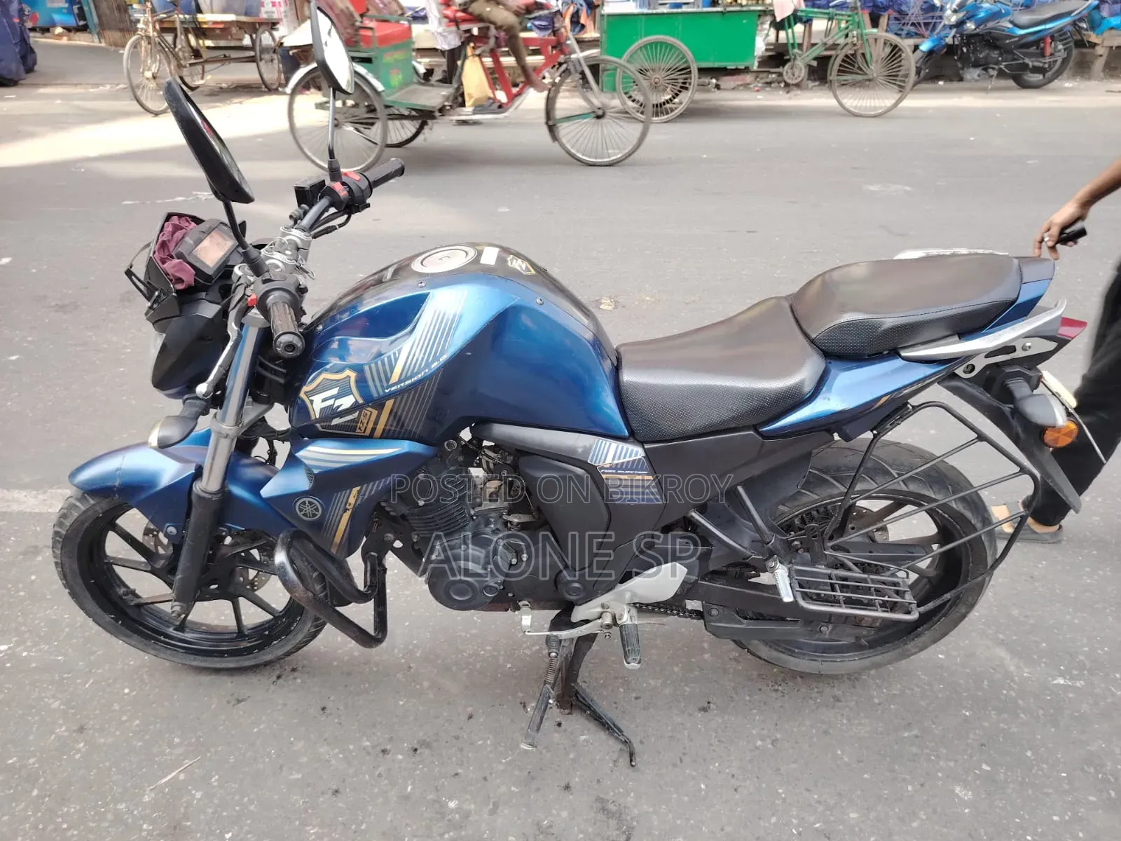 যামাহা এফজেডএস ভি২ ২০১৯ নীল