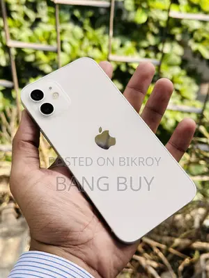 অ্যাপল আইফোন ১২ ৬৪ জিবি সাদা