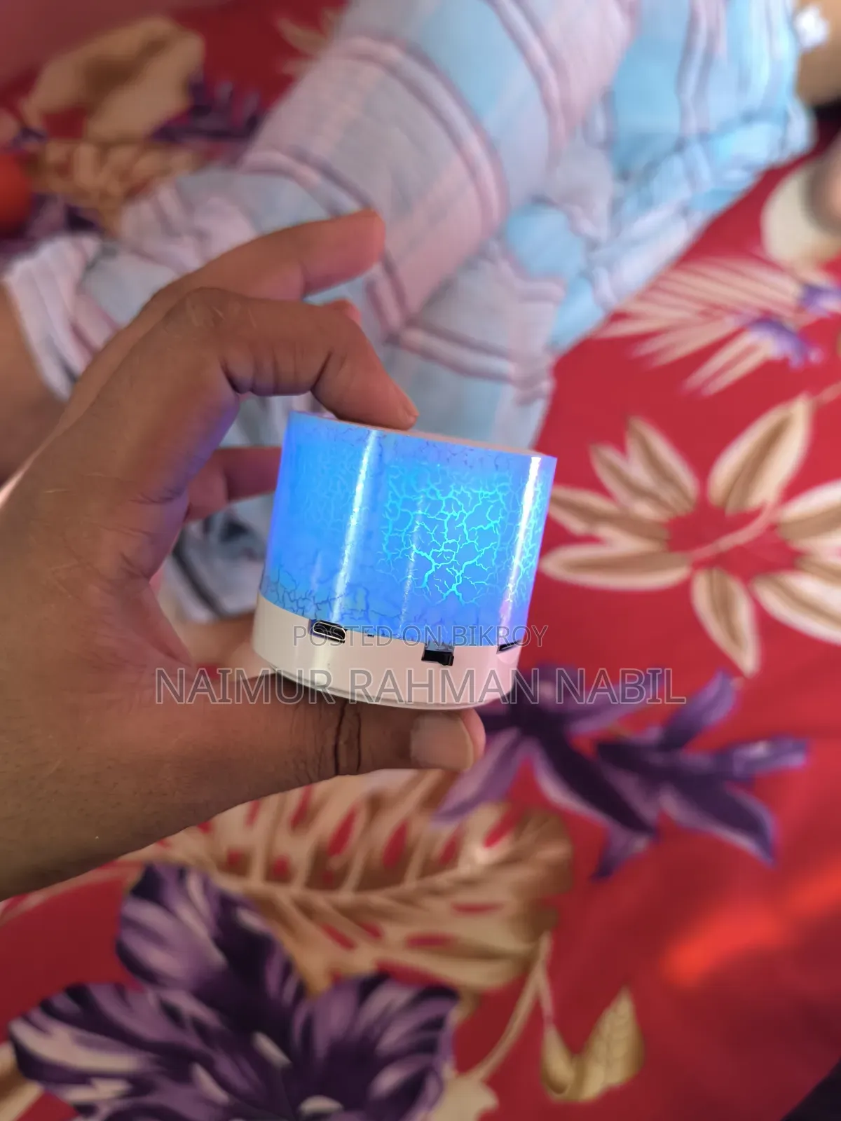 (Music) Mini Speaker Brand Sound System. Smooth Sound and Beat.