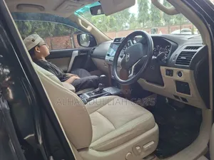 Toyota Land Cruiser Prado 2.7 2018 Blue