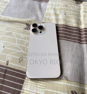Apple iPhone 16 Pro Max 256 GB Gold
