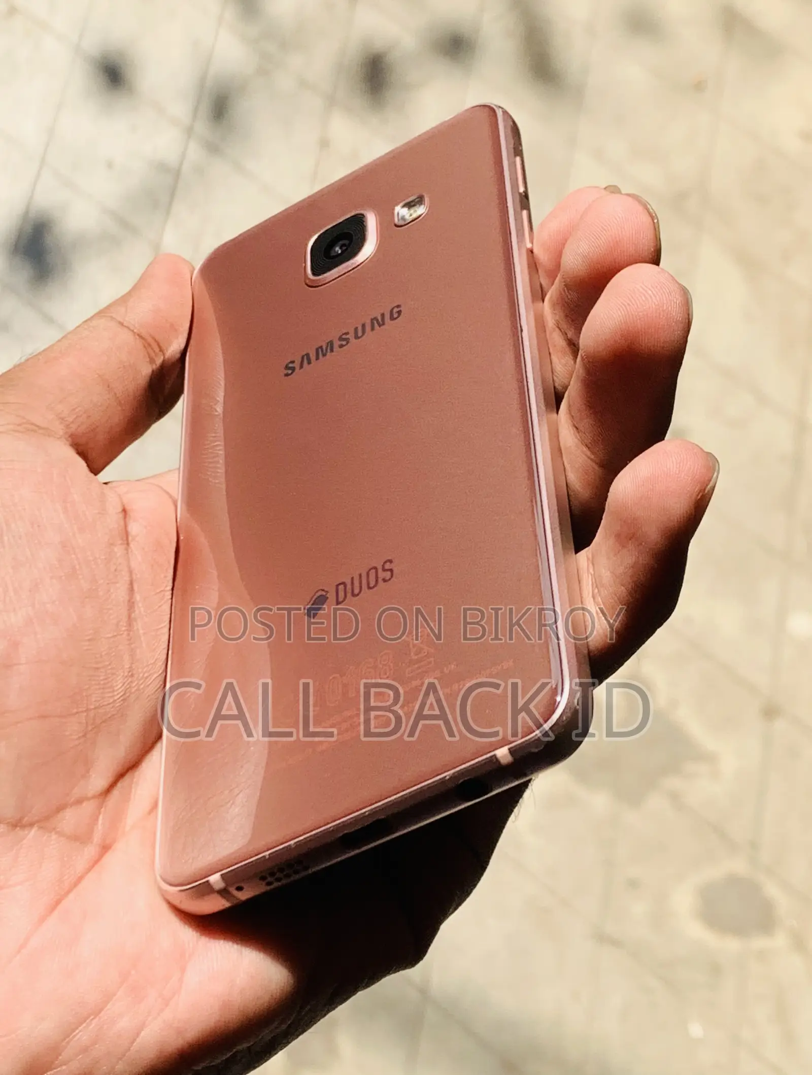 New Samsung Galaxy A3 16 GB Rose Gold
