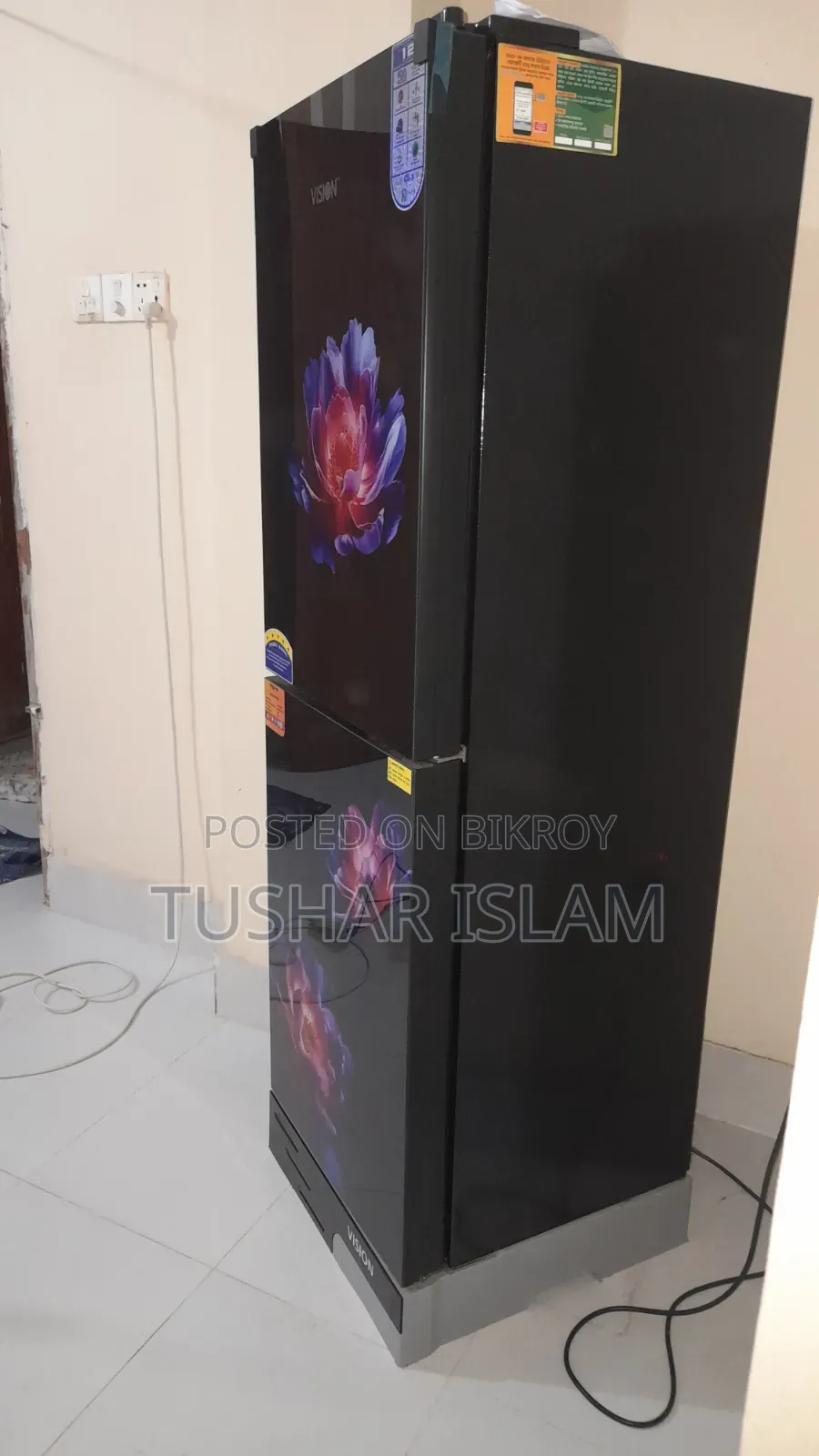 জায়গাজায়গা পরিবর্তন করব তাই ফ্রিজটি বিক্রি করে দিব ল