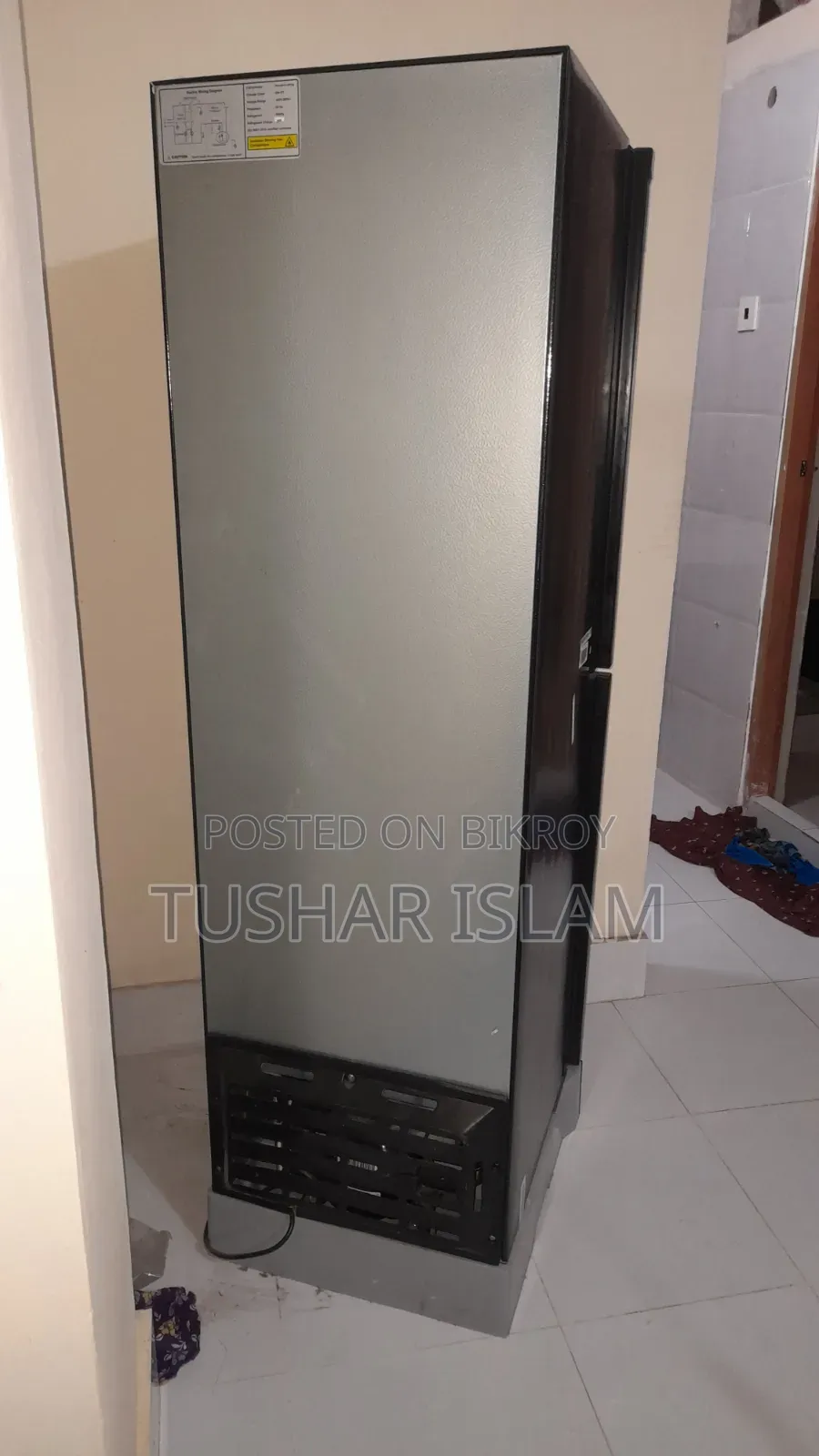 জায়গাজায়গা পরিবর্তন করব তাই ফ্রিজটি বিক্রি করে দিব ল