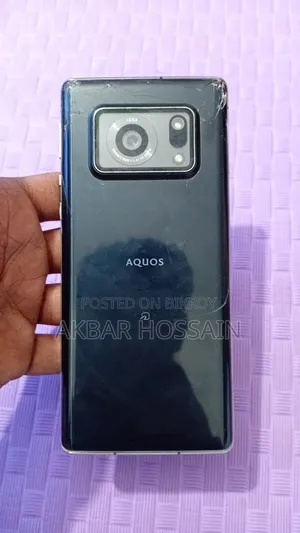 শার্প অ্যাকোস আর৬ ১২৮ জিবি ব্ল্যাক