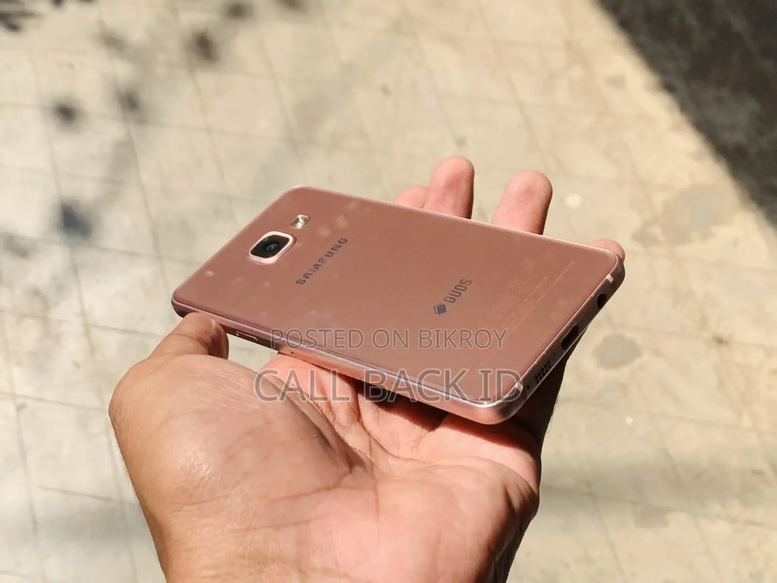 New Samsung Galaxy A3 16 GB Rose Gold
