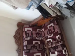প্রিমিয়াম পিওর সলিড উড সোফা সেট – চমৎকার কন্ডিশন