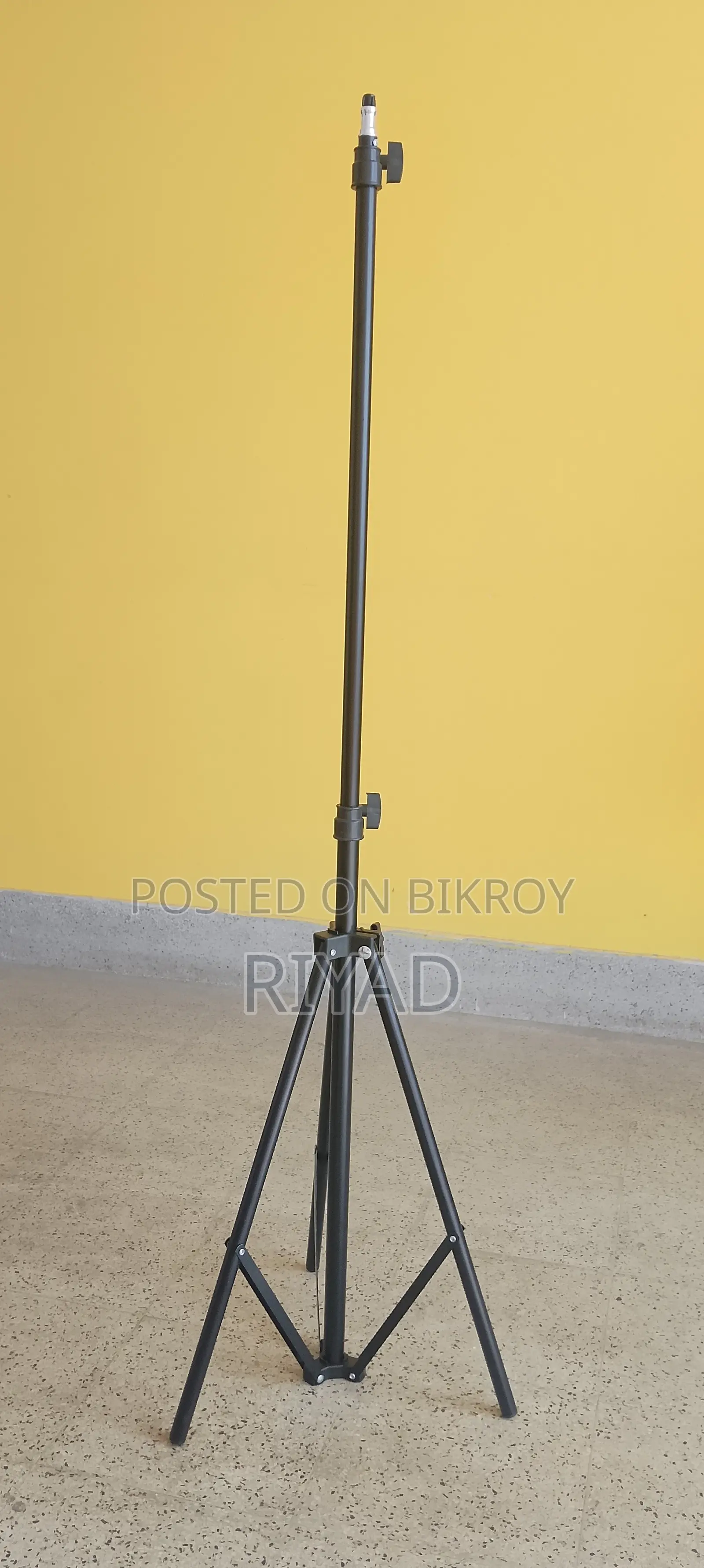 Tripod Stand