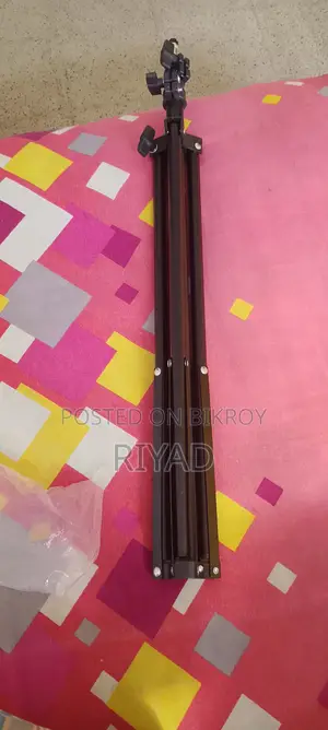 Tripod Stand