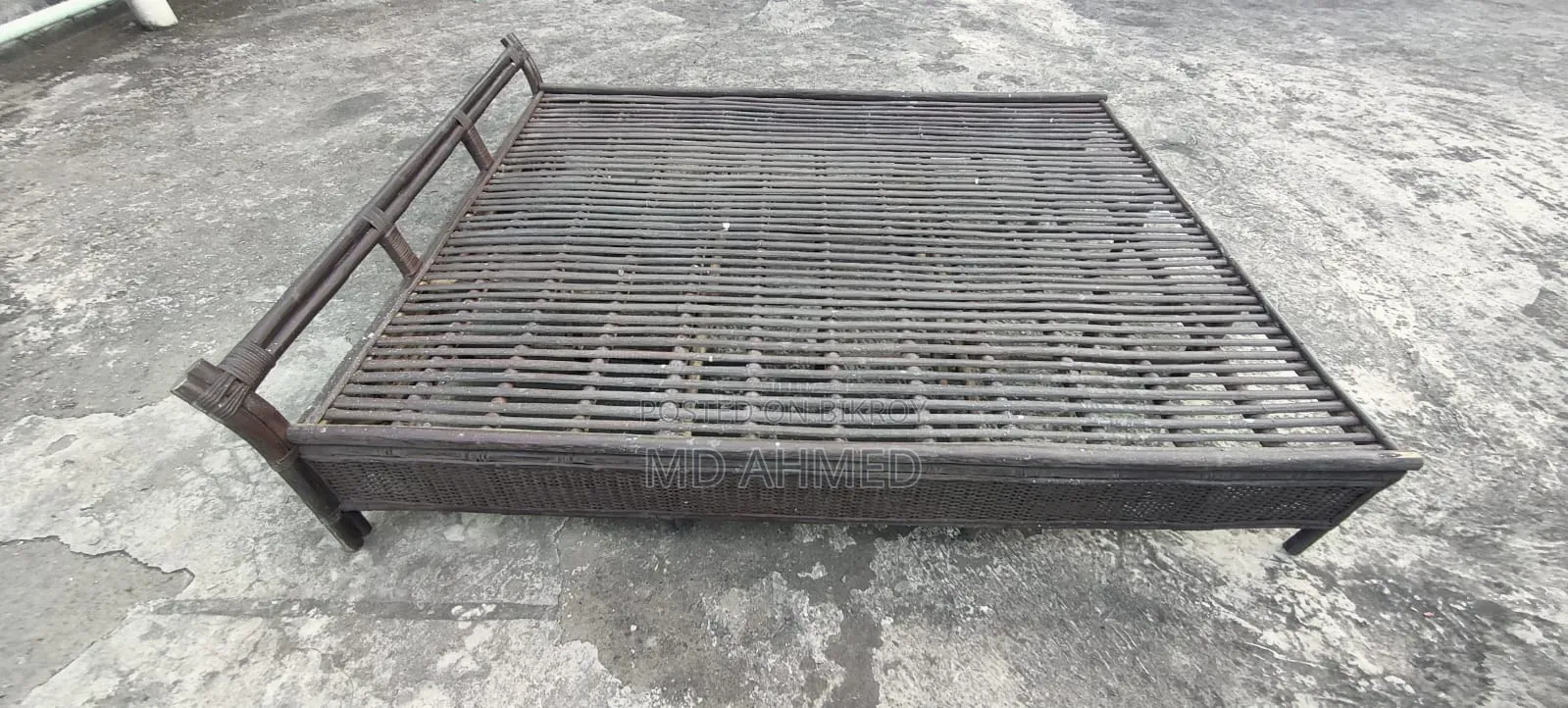 খাট ৫ ফুট বাই ৬ ফুট