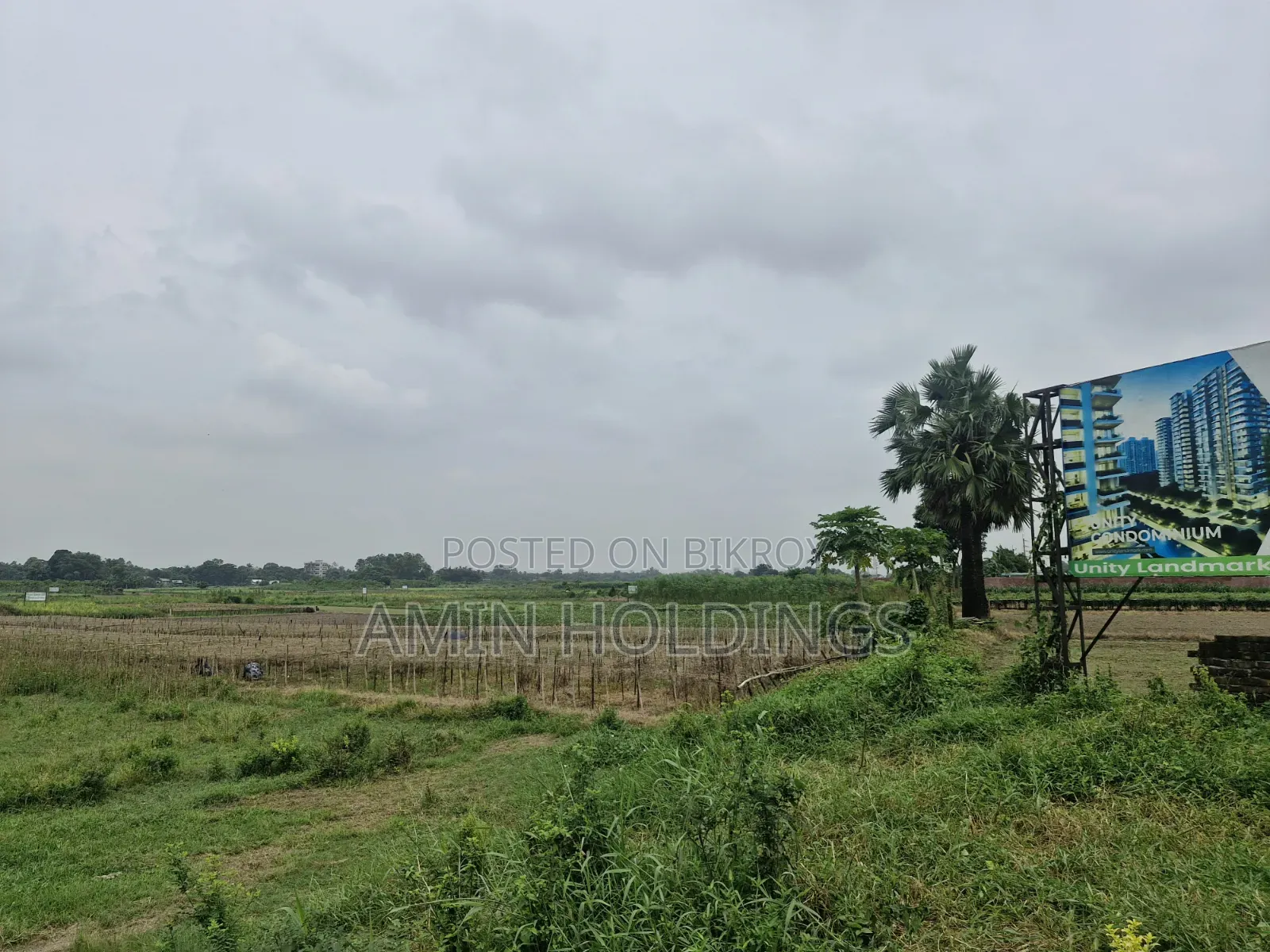 Four storeyed house for sale on 15 katha of land in Gulshan road no 135.