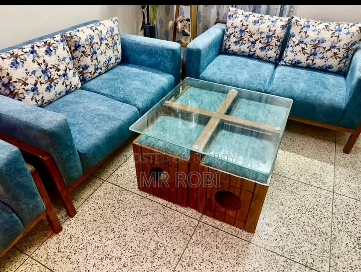 আসবাবপত্র ও হোম অ্যাপ্লায়েন্স (সোফা)