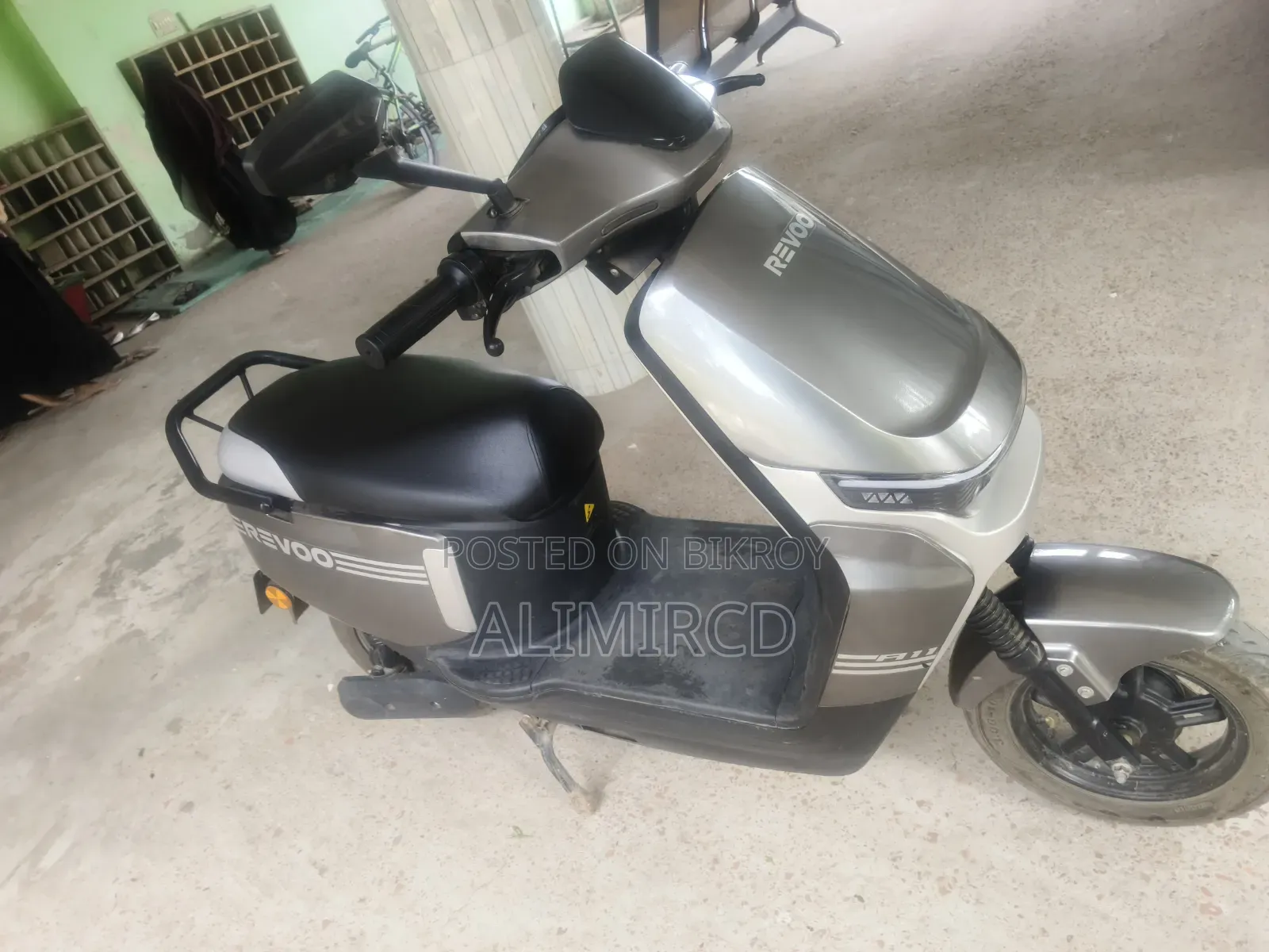 Revoo A11 2026 Gray
