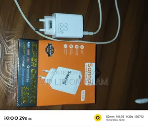 33 W Fast Charger