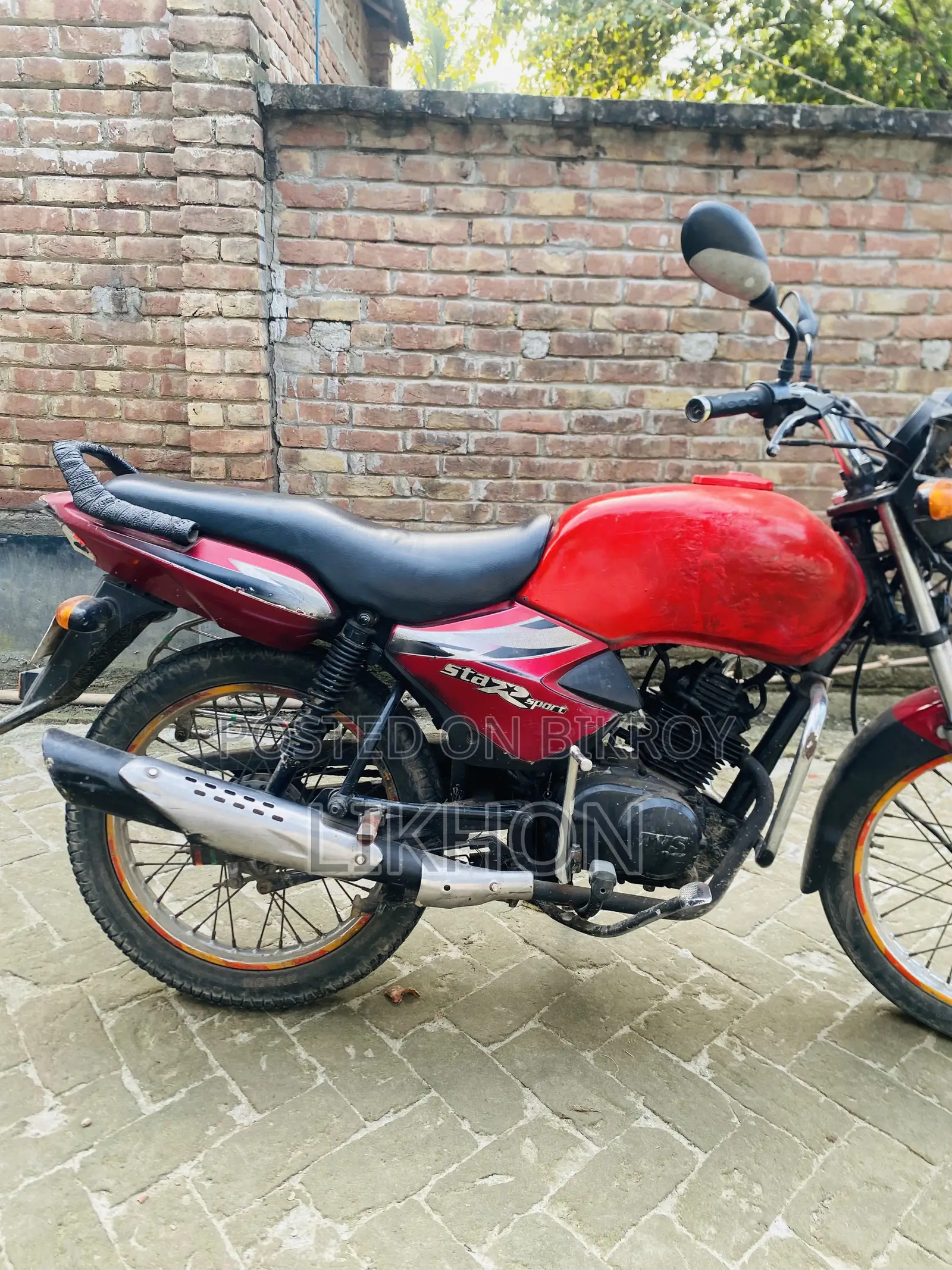 TVS 2018 Red