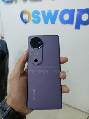 Vivo V40 5G 512 GB Red
