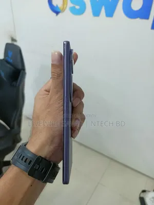 Vivo V40 5G 512 GB Red