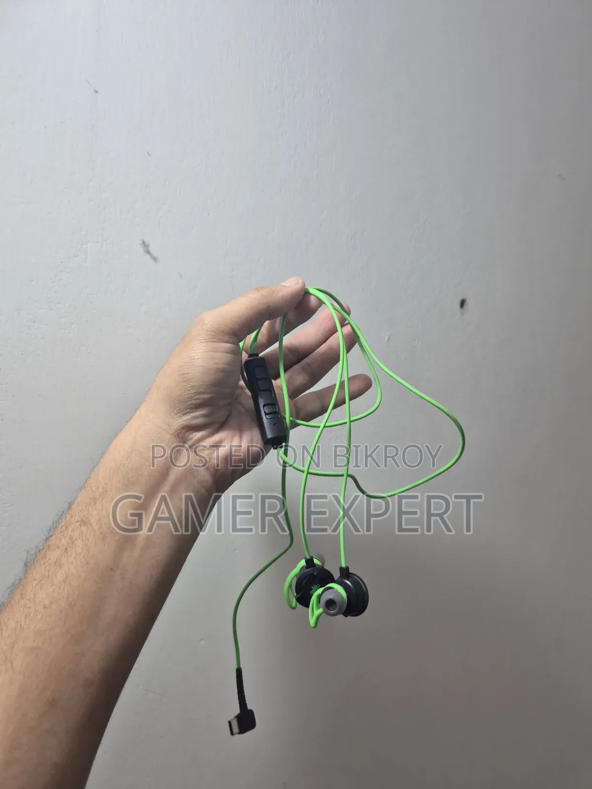 Gaming Headphone and Accessible Earphone Adapter