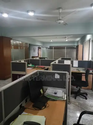 ৭ম তলায় প্রধান কর্পোরেট অফিস।