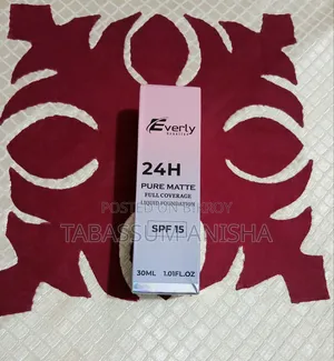 Everly Beauty Pure Matte Foundation ; Natural