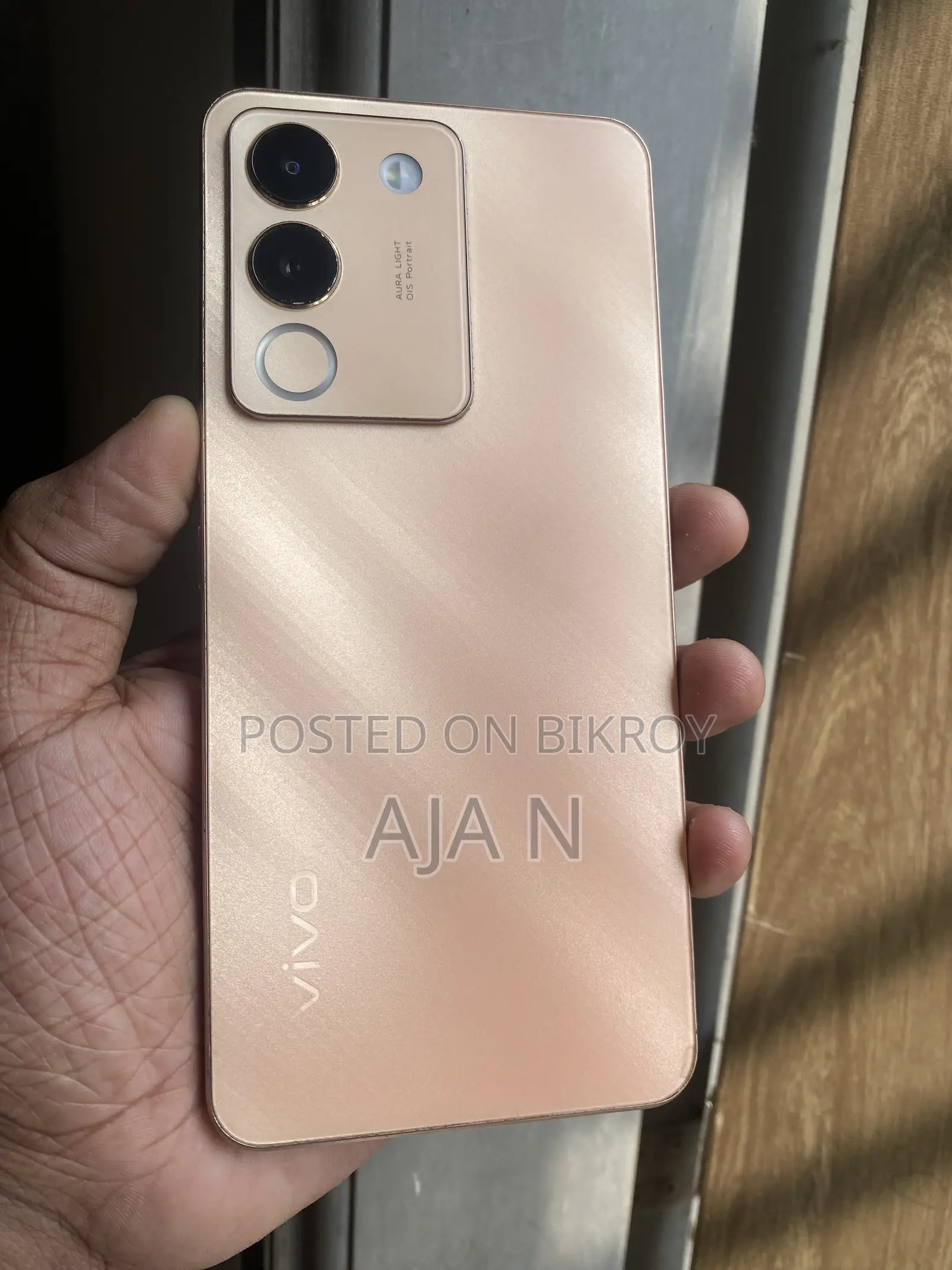 ভিভো ভি২৯ই ৫জি ২৫৬ জিবি গোল্ড