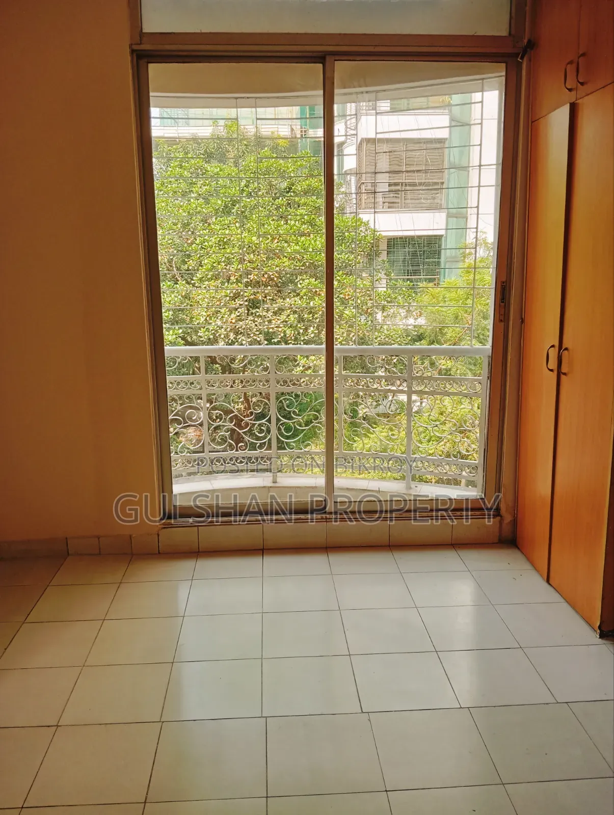 3-Bedroom House in West Gulshan 2 Area for sale