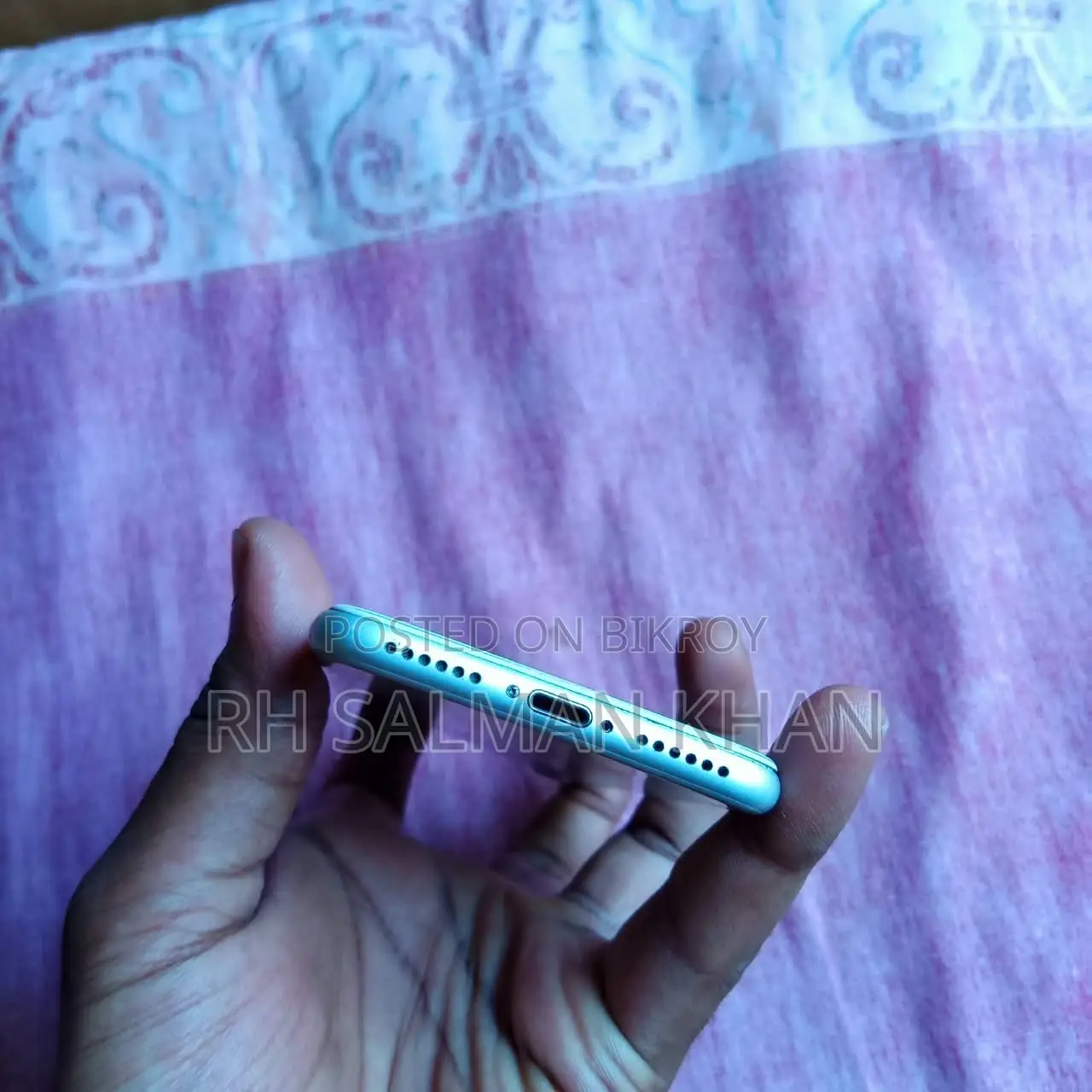 অ্যাপল আইফোন ৭ ৩২ জিবি সিলভার