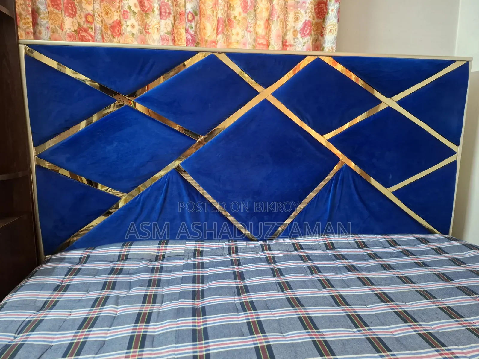 স্বল্প ব্যবহৃত শুধু খাট বিক্রি হবে।