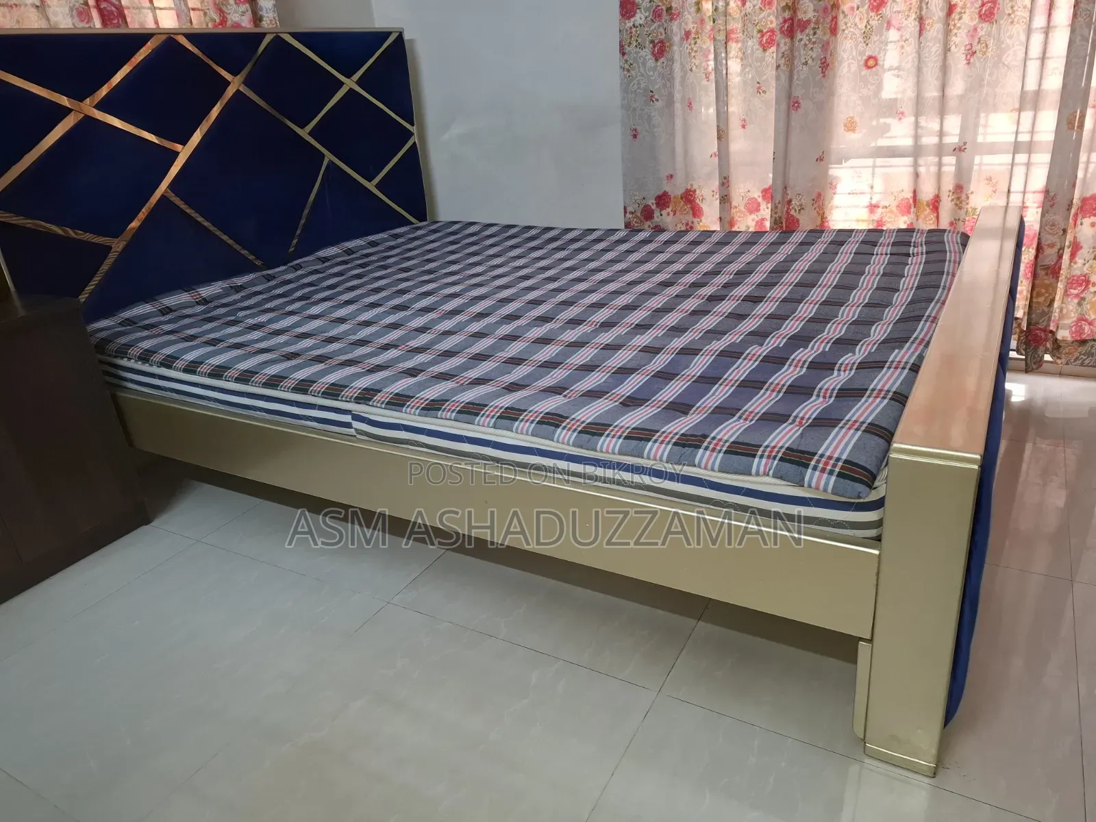 স্বল্প ব্যবহৃত শুধু খাট বিক্রি হবে।