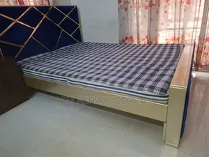 স্বল্প ব্যবহৃত শুধু খাট বিক্রি হবে।