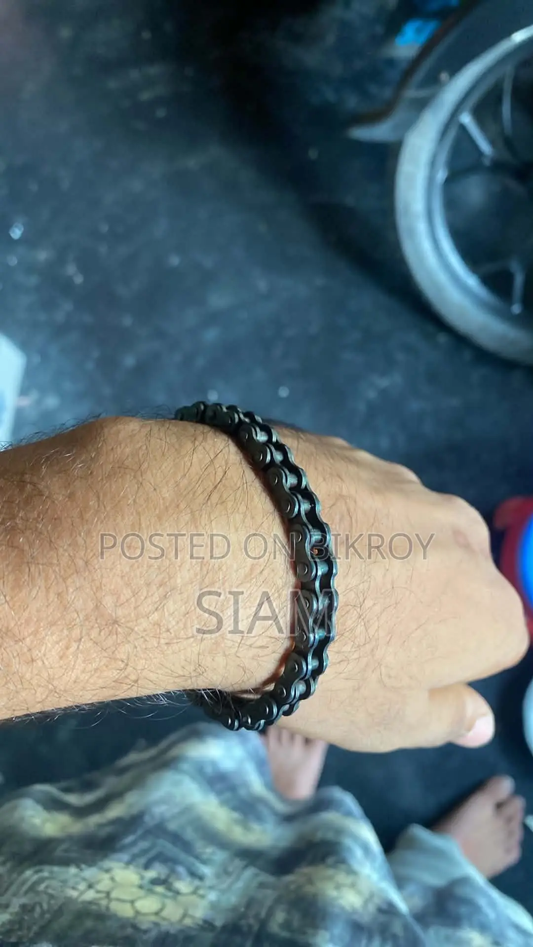 Trendy Black Bike Chain Design Bracelet