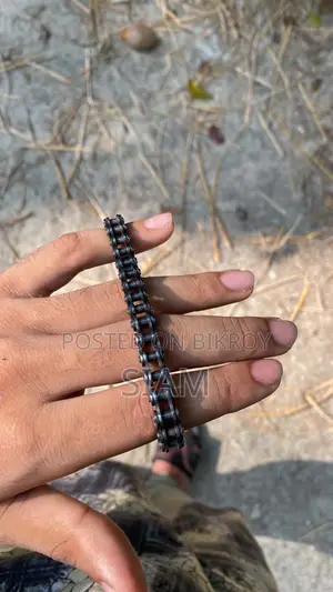 Trendy Black Bike Chain Design Bracelet