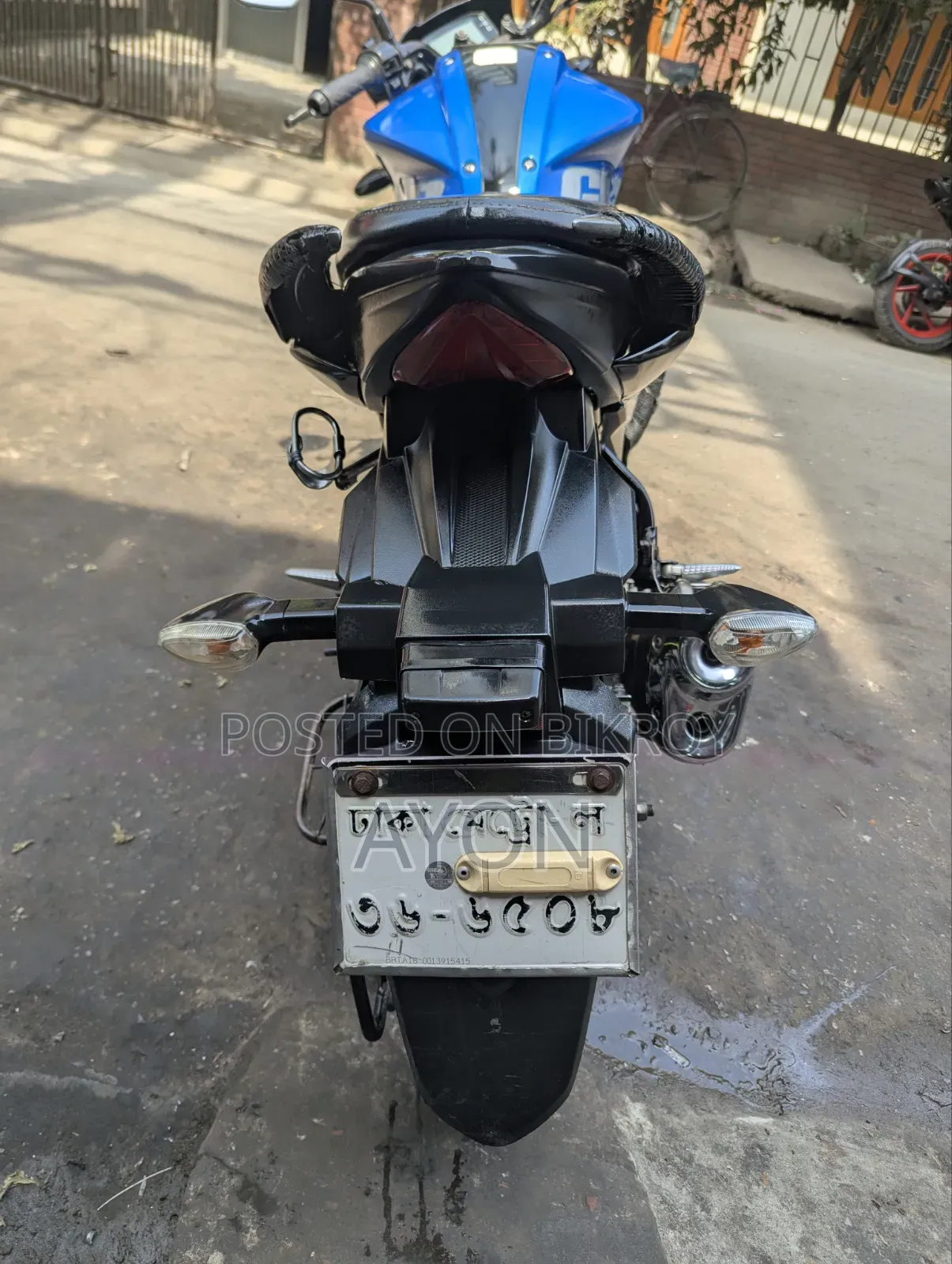 সুজুকি জিক্সার ২০১৮ নীল