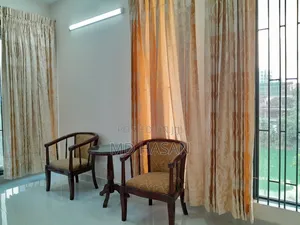 Furnished 4bdrm Apartment in Gulshan for rent