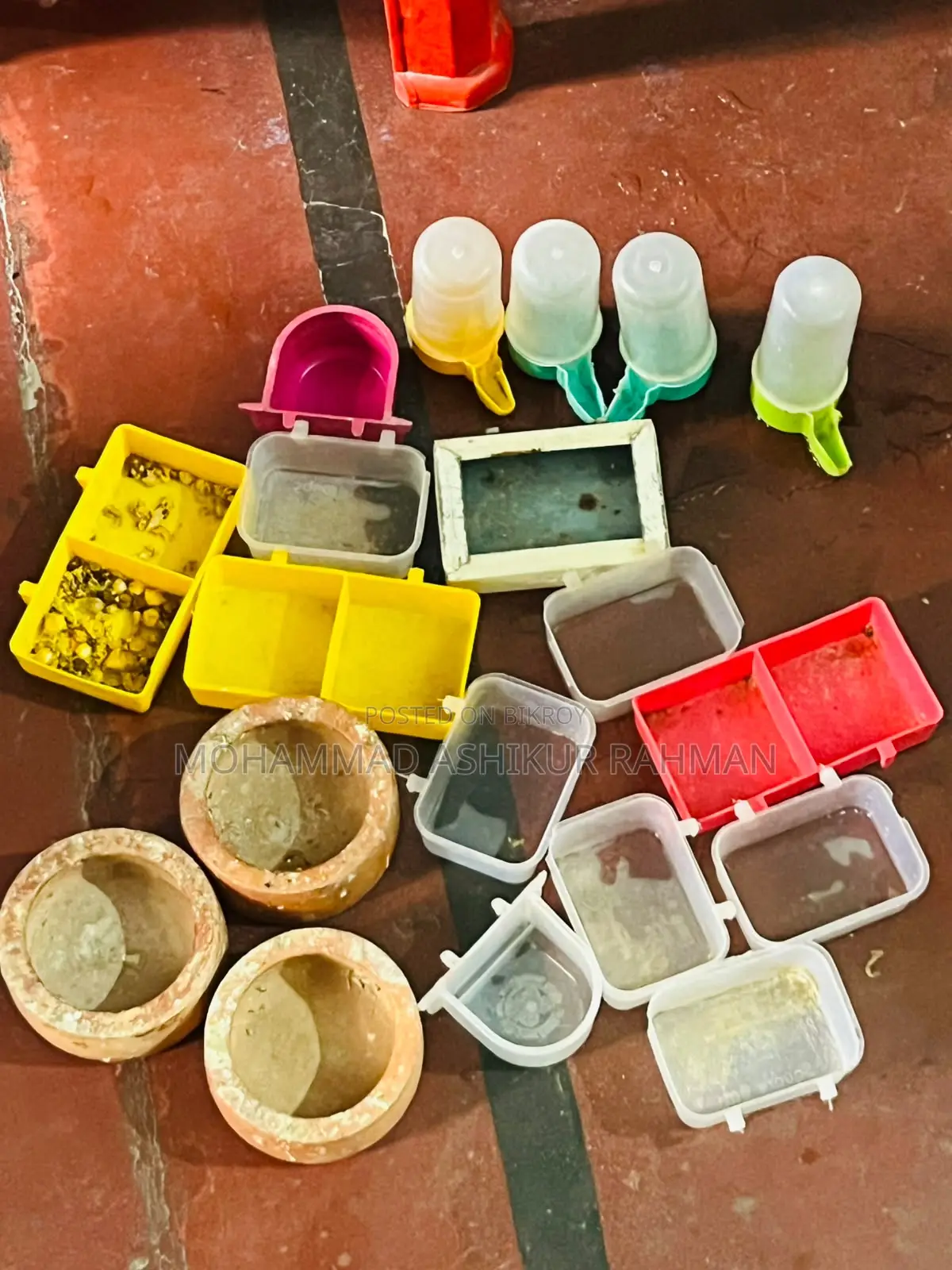 পাখির জিনিসপত্র