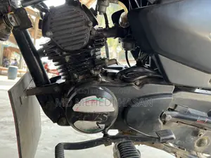 টিভিএস মেট্রো ২০১৬ কালো