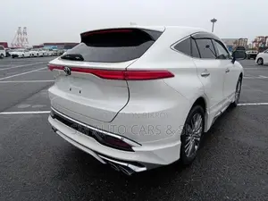 Toyota Harrier 2022 Pearl