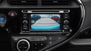 Toyota Aqua 2018 Silver